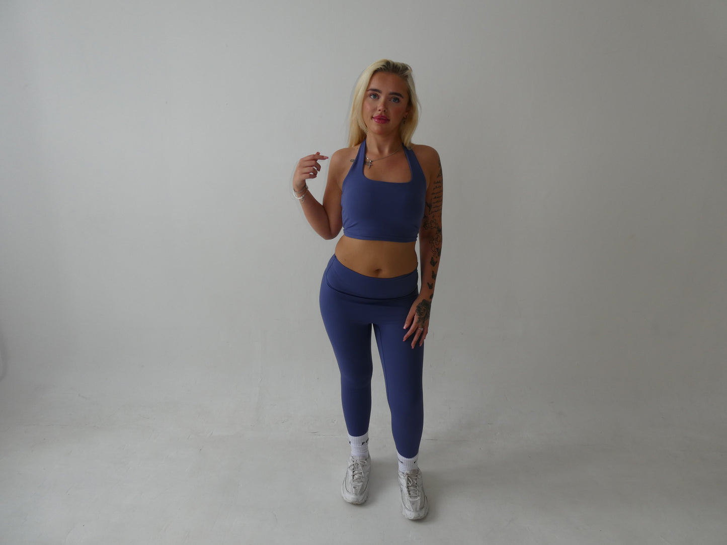 Forme Halterneck Crop – Blueberry