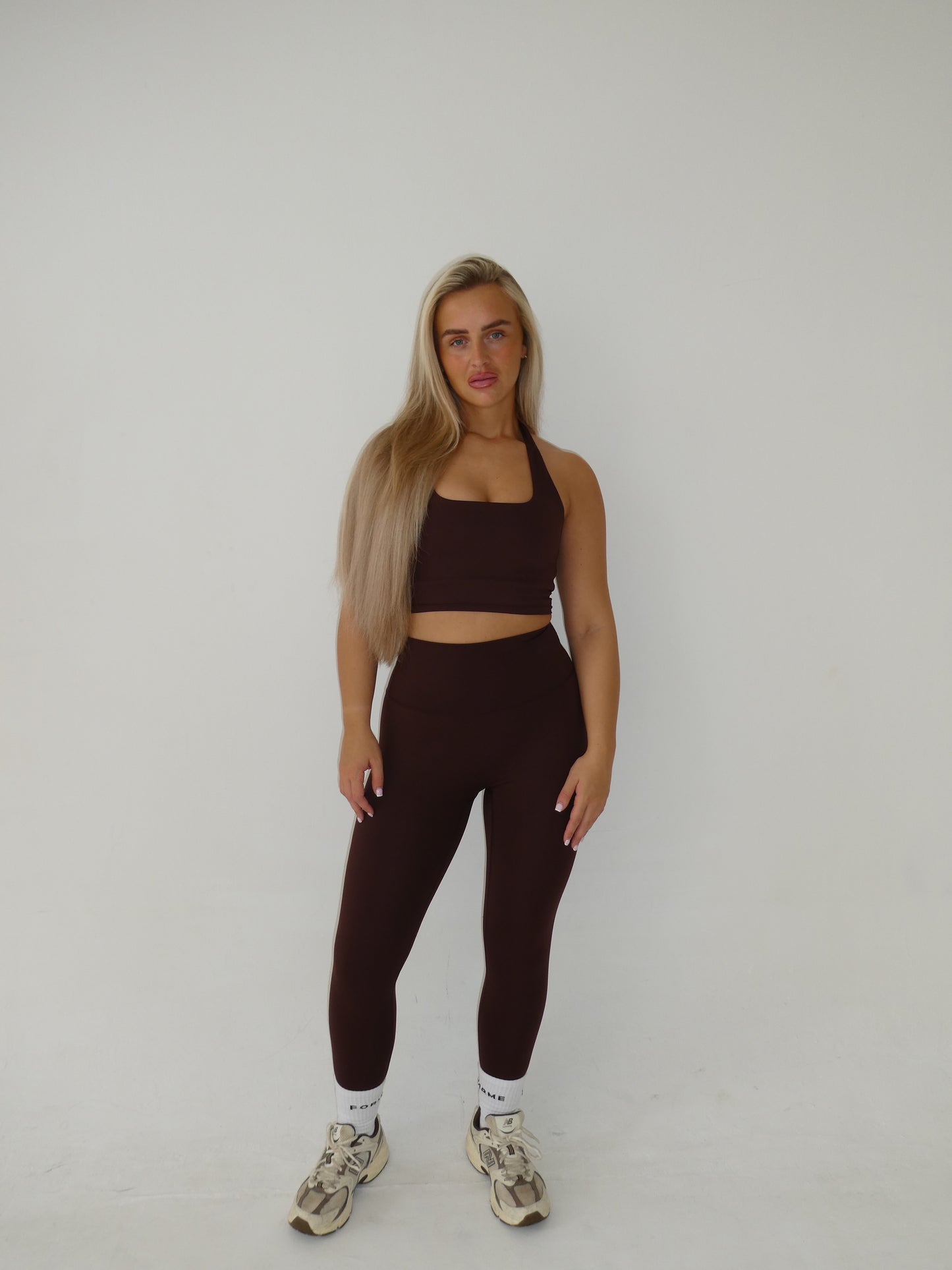 Forme Essential Halterneck Crop – Chocolate