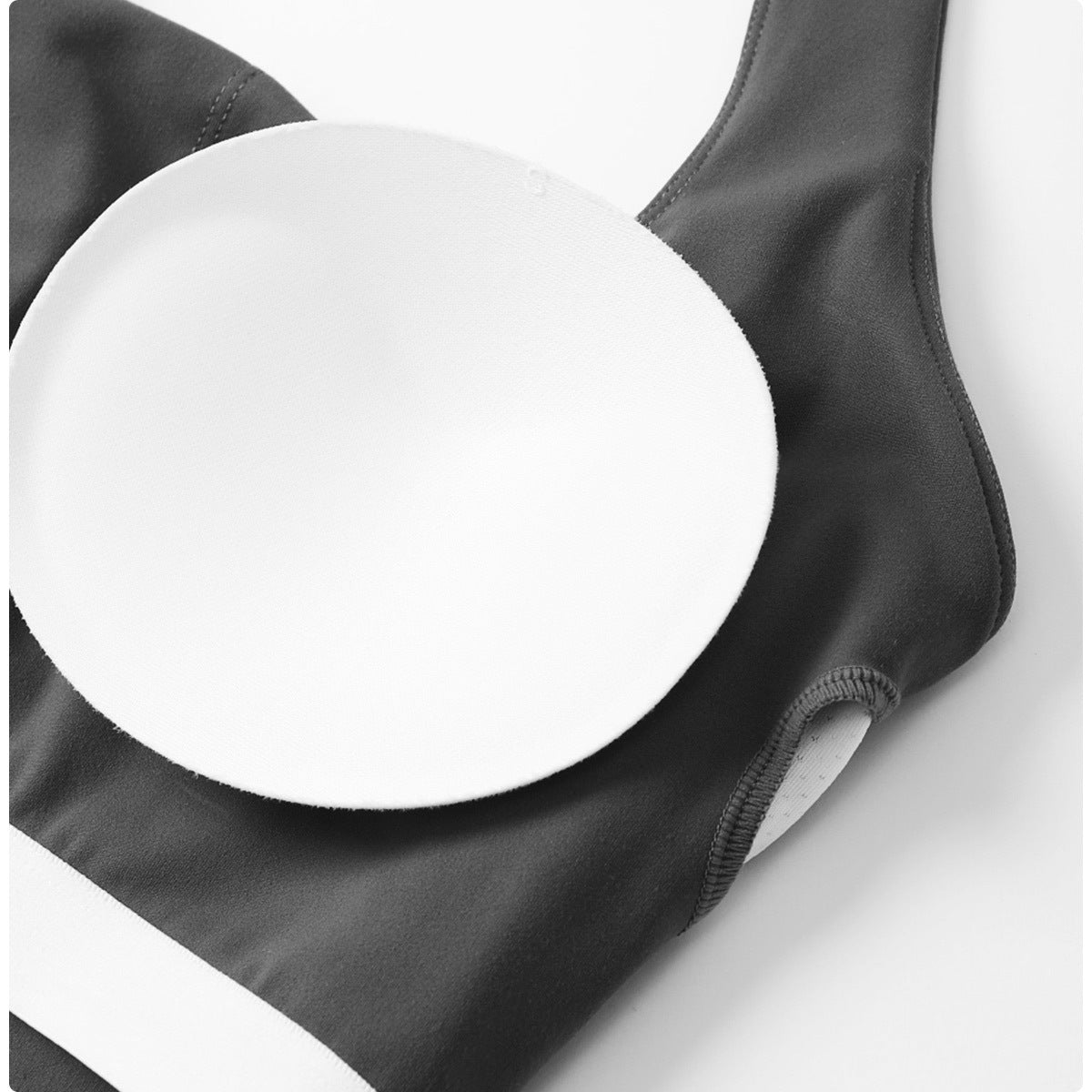 Forme Essential Halterneck Crop – Grey