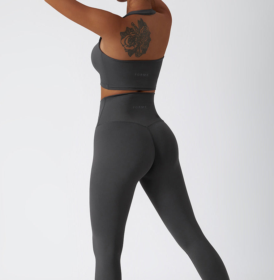 Forme Essential Halterneck Crop – Grey