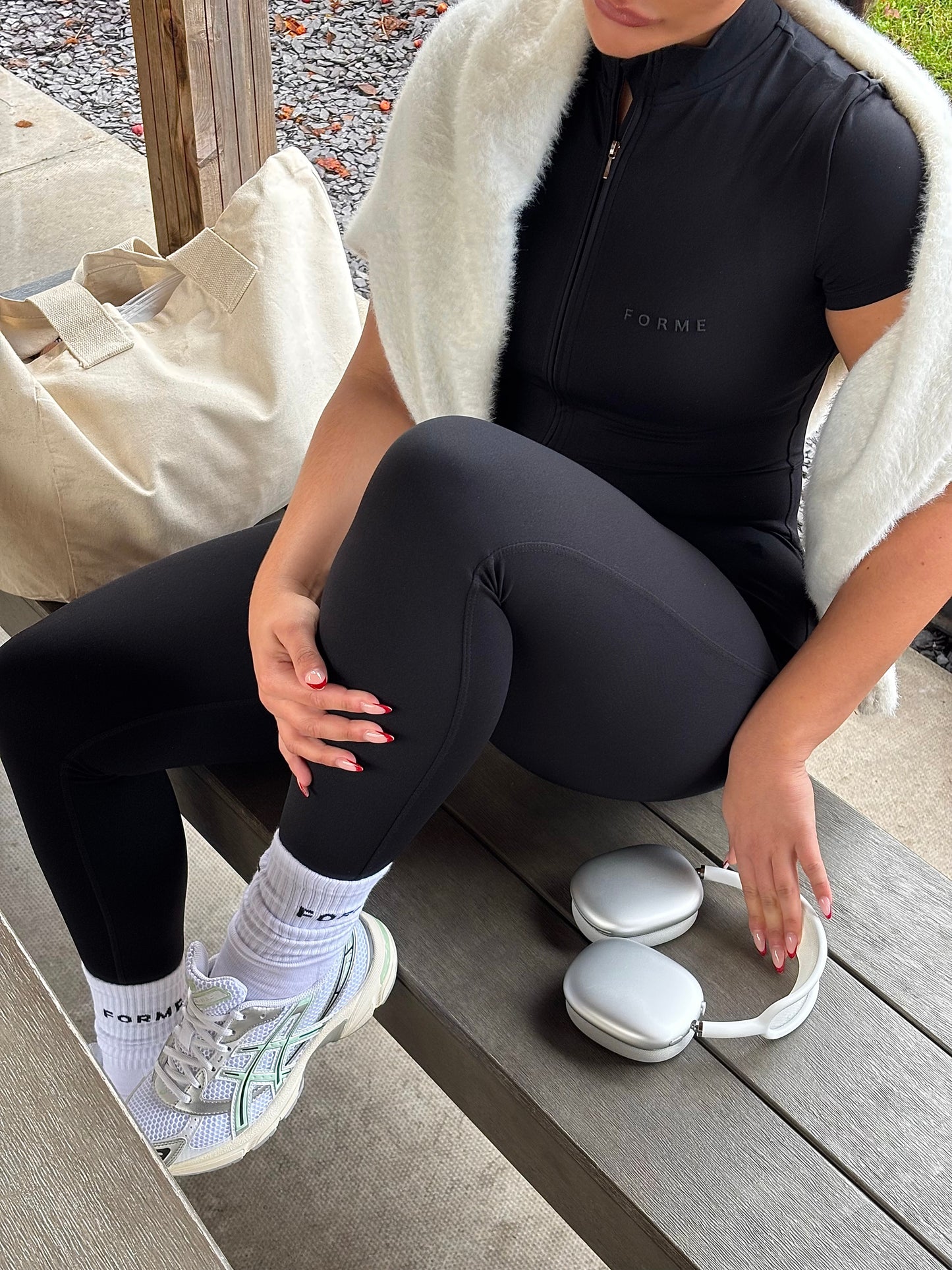 Forme Essential Zip Jumpsuit – Black