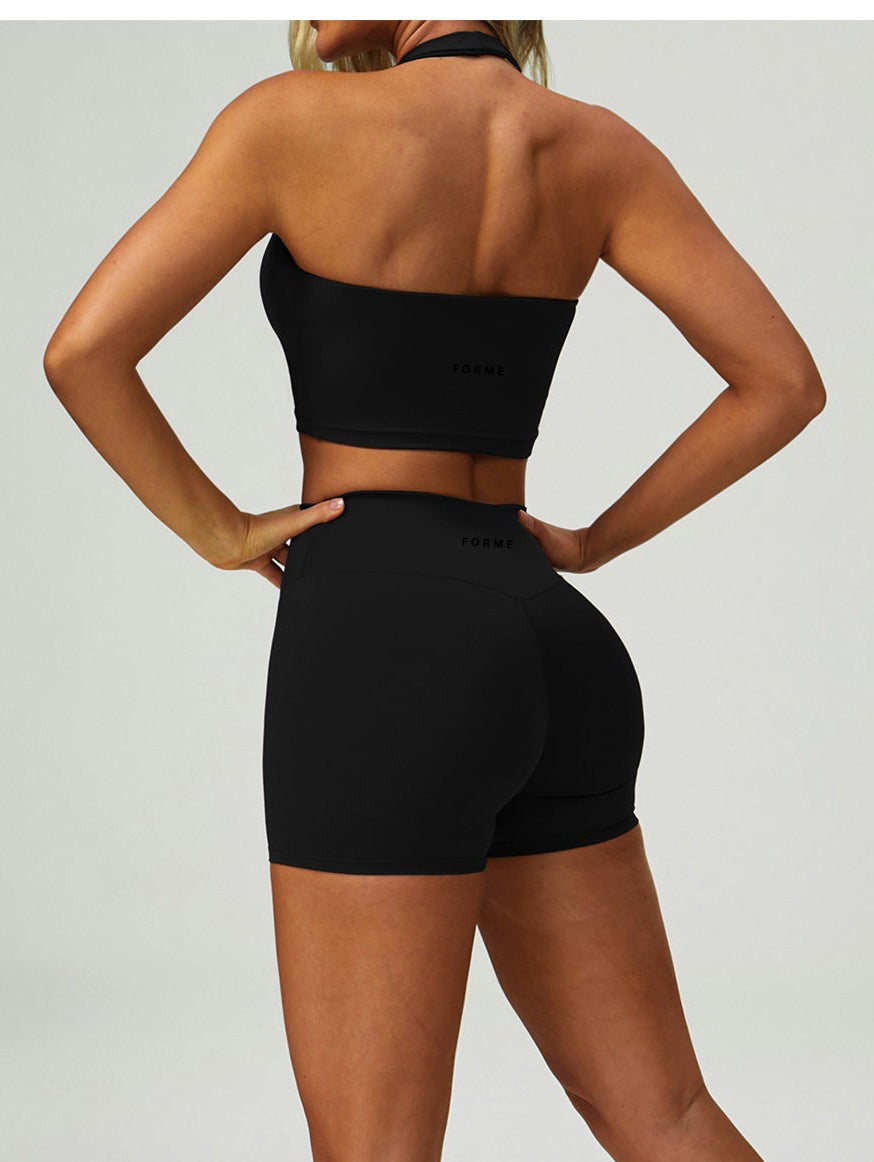 Forme Essential Halterneck Crop – Black